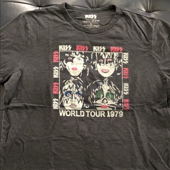 lucky brand kiss shirt